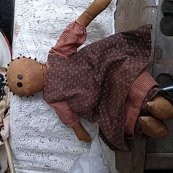 Primitive Doll - Picture 2 of 9